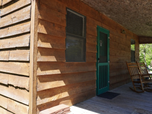 Camp & Cabin Resort Steps from a Top-Rated State Park