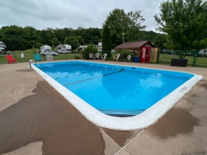 Swimming Pool, River Frontage, Fishing Dock, and Family Friendly