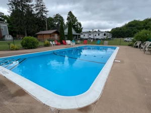 Swimming Pool, River Frontage, Fishing Dock, and Family Friendly