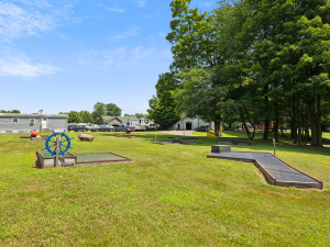 Swimming Pool, River Frontage, Fishing Dock, and Family Friendly