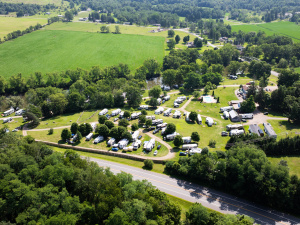 Swimming Pool, River Frontage, Fishing Dock, and Family Friendly