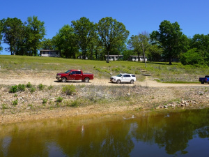 Lake Frontage & Slip Rentals!